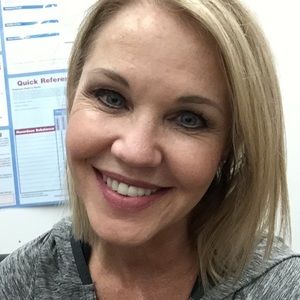 Meet your Posher, Julie